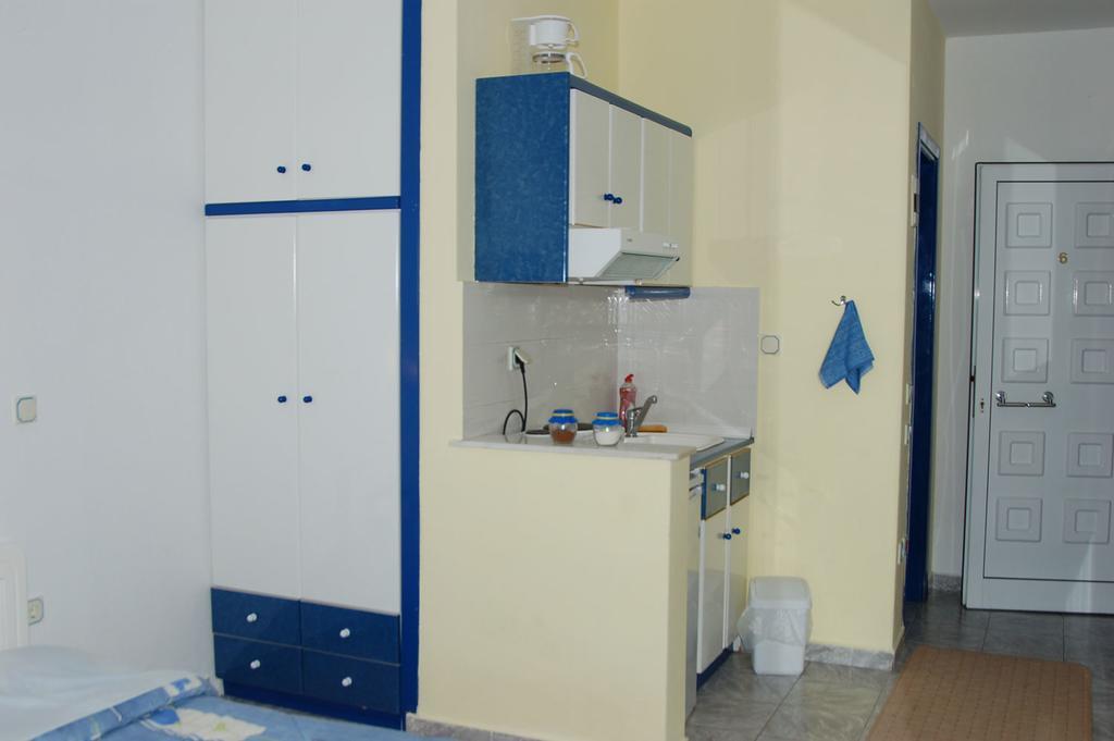 House Katerina Mediterranean Сарти Екстериор снимка