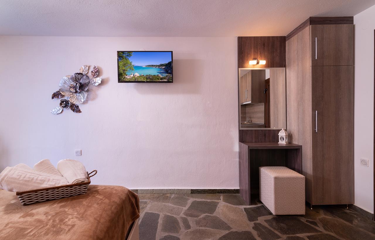 House Katerina Mediterranean Сарти Екстериор снимка