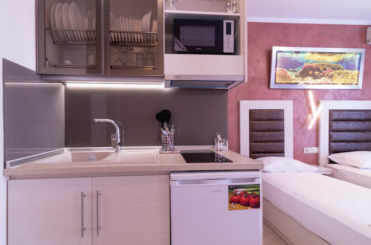 House Katerina Mediterranean Сарти Екстериор снимка
